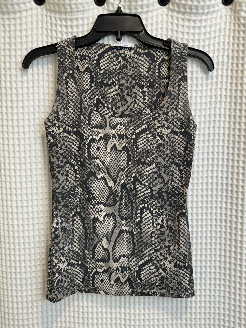 Zara Basic Snakeskin Print Sleeveless Top Extra Small